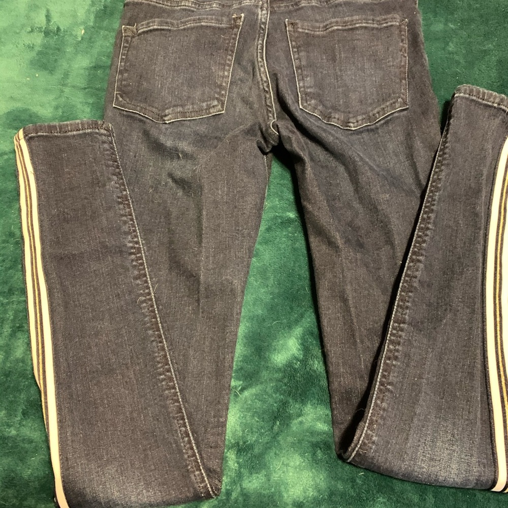 Like New Express Denim Perfect Straight Leg Jeans - Picture 2 of 5